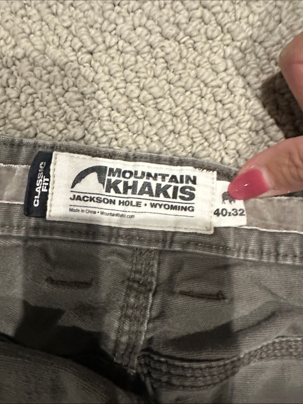 Mountain Khakis Men's Olive-Brown Cargo Pants - Picture 3 of 3
